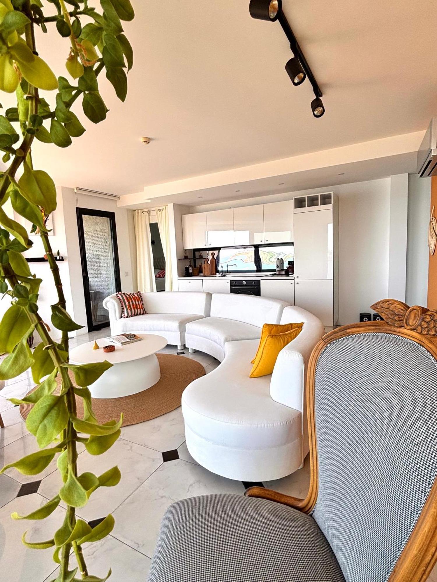 Sato Design Hotel (Adults Only) Çeşme Rum bild